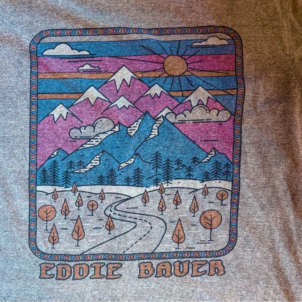 Gray long sleeved tee with Mountain Graphic